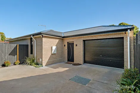 8 LONGLEAF ST, FRANKSTON NORTH, VIC 3200