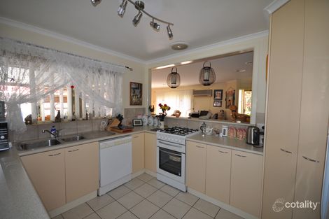 Property photo of 21 Saville Avenue Lavington NSW 2641