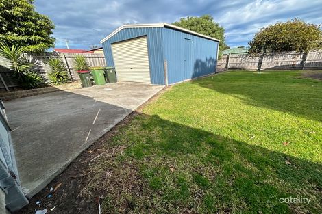 Property photo of 22 Fish Street Lakes Entrance VIC 3909