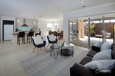 Property photo of 16 Serenity Drive Langwarrin VIC 3910