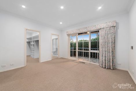 Property photo of 2/25 Yerrin Street Balwyn VIC 3103