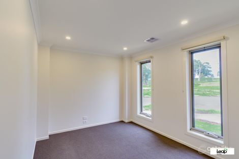 Property photo of 35 Brandybuck Lane Mernda VIC 3754