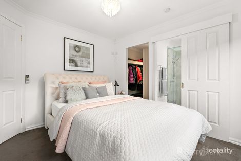 Property photo of 9 Mitchell Close Pakenham VIC 3810