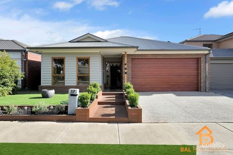 Property photo of 17 Cloverdale Road Tarneit VIC 3029