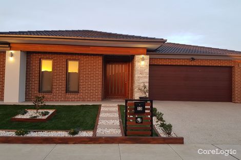 Property photo of 13 Elmtree Crescent Clyde North VIC 3978
