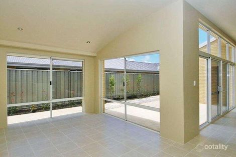 Property photo of 6 Seaford Lane Secret Harbour WA 6173