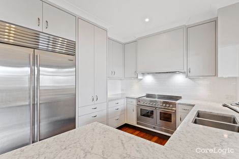 Property photo of 153 Swann Road Taringa QLD 4068