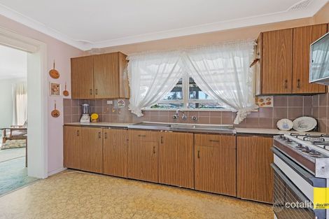 Property photo of 11 Gregory Avenue Oxley Park NSW 2760