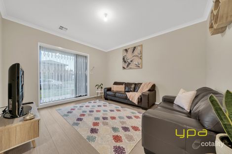 Property photo of 8 Butternut Drive Lyndhurst VIC 3975