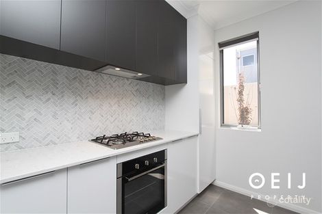 Property photo of 4/3 Groves Avenue Attadale WA 6156