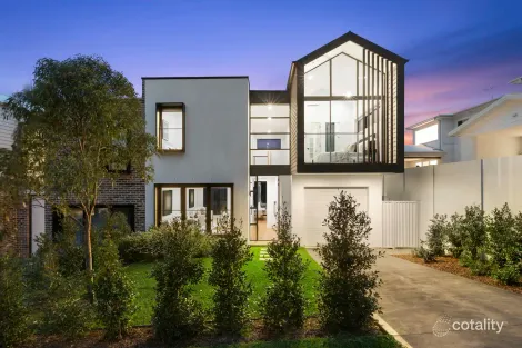 66b Jacaranda Rd, Caringbah South, NSW 2229