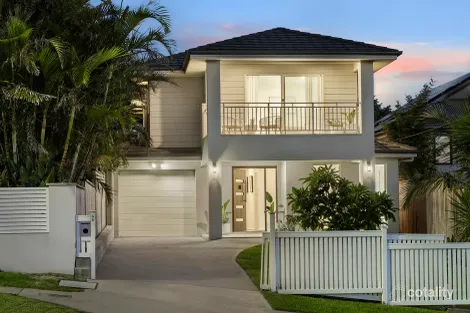 Property photo of 85 Griffin Road North Curl Curl NSW 2099