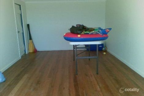 14 Earimil Dr, Mount Eliza, VIC 3930