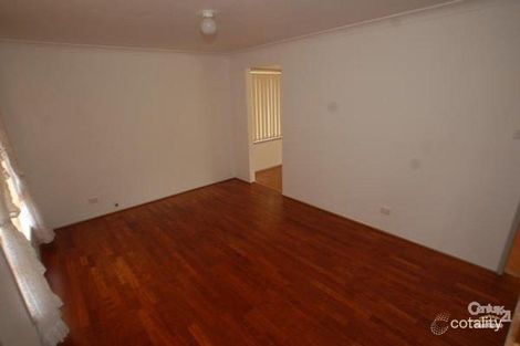 Property photo of 3 Inverness Close Green Point NSW 2251