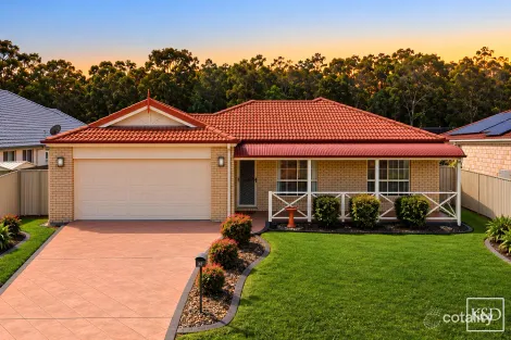 32 PROTEA DR, BONGAREE, QLD 4507