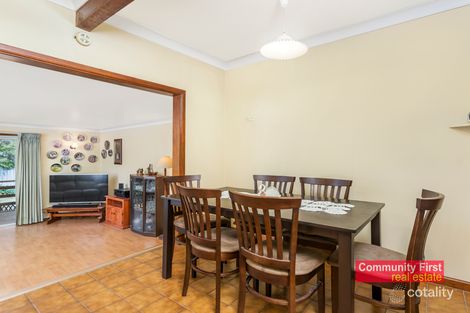 Property photo of 40 Brain Avenue Lurnea NSW 2170