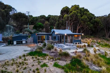 Property photo of 689 West End Road Leeka TAS 7255