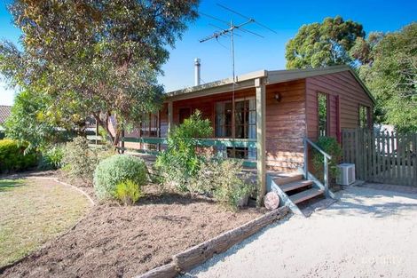 11 March Ct, Riddells Creek, VIC 3431