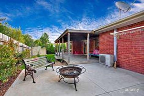 Property photo of 17 Greg Court Narre Warren VIC 3805