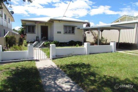 30 Ellen St, Woody Point, QLD 4019