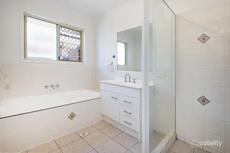 Property photo of 24 Centennial Way Forest Lake QLD 4078