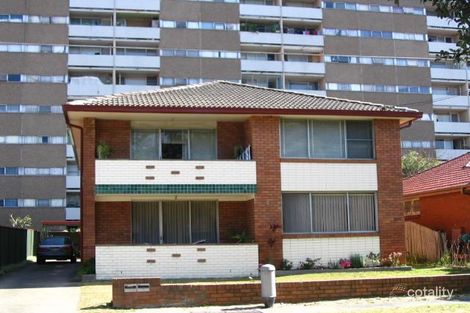 8 Mascot Dr, Eastlakes, NSW 2018