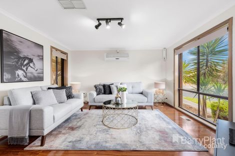 Property photo of 1/25 Pickworth Drive Mill Park VIC 3082