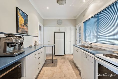 Property photo of 12 Morandoo Avenue Mount Keira NSW 2500