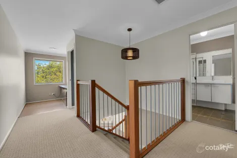 Property photo of 14 Shaw Place Redland Bay QLD 4165