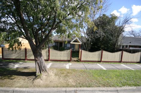 5 Paris Ave, Croydon South, VIC 3136