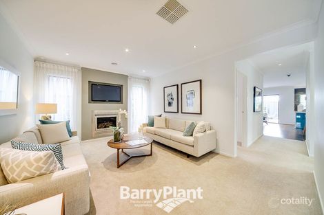 Property photo of 20 Grandvue Boulevard Pakenham VIC 3810