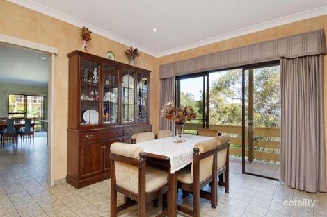 Property photo of 13 Northcliffe Avenue Narraweena NSW 2099