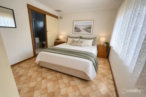 Property photo of 10 Flinders Avenue Coffin Bay SA 5607