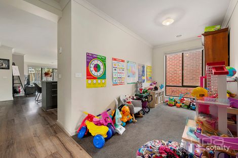 Property photo of 9 Opal Street Cobblebank VIC 3338