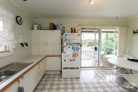 Property photo of 12 Elizabeth Street Eleebana NSW 2282