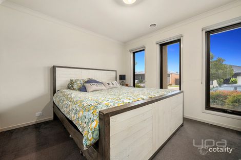 Property photo of 9 Opal Street Cobblebank VIC 3338