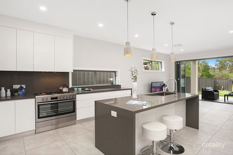 Property photo of 35 Parkview Avenue Picnic Point NSW 2213
