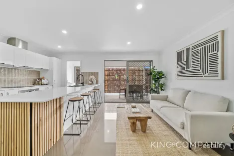 17 Richmond Cres, Waterford, QLD 4133