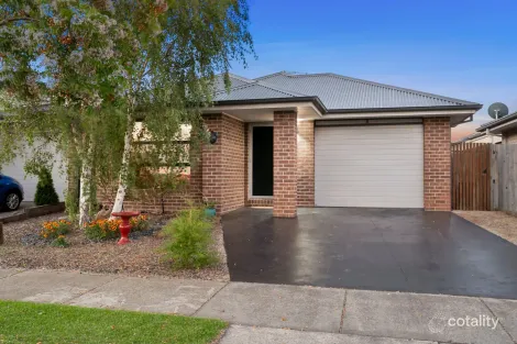 18 Beekeeper Rd, Armstrong Creek, VIC 3217