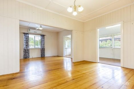 2 Bingham St, Kenmore, QLD 4069