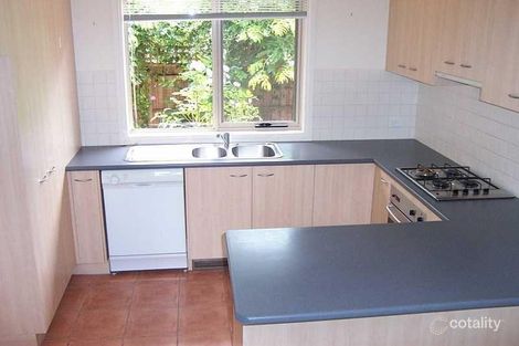 Property photo of 2/27 James Street Box Hill VIC 3128