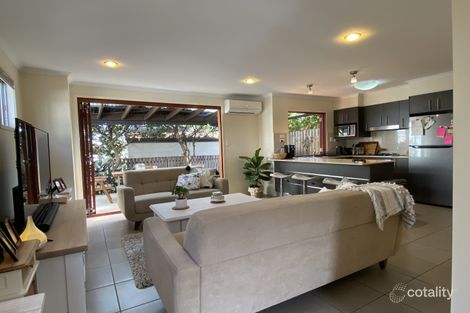 Property photo of 2/14 Emerald Street Kedron QLD 4031