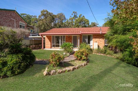 Property photo of 13 Bulwara Place Bolton Point NSW 2283