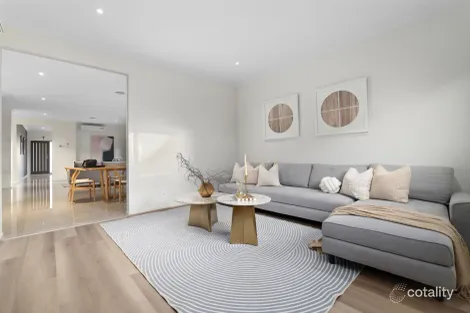 Property photo of 11 Viewmont Street Wantirna South VIC 3152