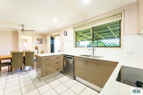 Property photo of 12 Markham Court Kepnock QLD 4670
