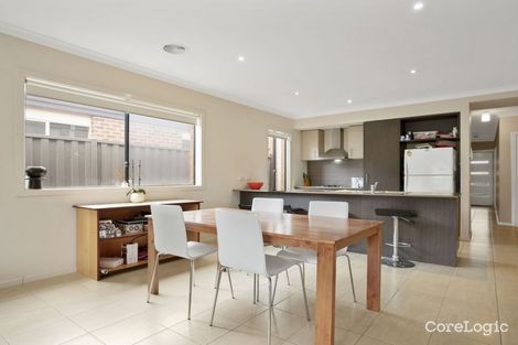 Property photo of 14 Landmark Crescent Manor Lakes VIC 3024