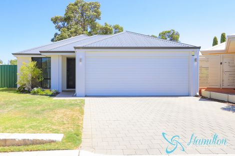 Property photo of 2/19 Gumnut Close Swan View WA 6056
