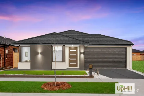 Property photo of 18 Garrison Loop Clyde North VIC 3978