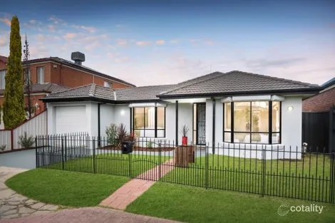 Property photo of 14 Darwinia Court Sunshine West VIC 3020