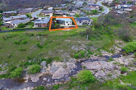 Property photo of 143 Waterfall Drive Jerrabomberra NSW 2619